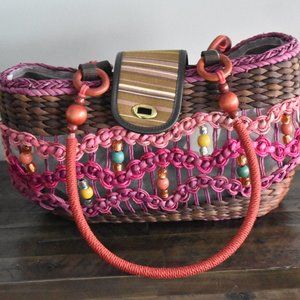 Brand New Pamper Me Pets Wicker/Beaded dog Basket carrier